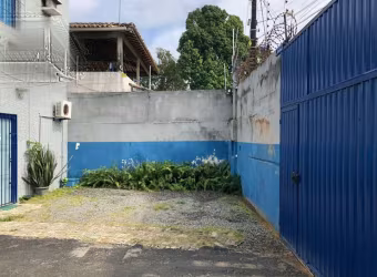 Barracão / Galpão / Depósito com 3 salas à venda em Caji, Lauro de Freitas  por R$ 600.000