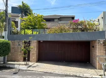 Casa com 3 quartos à venda no Vilas do Atlantico, Lauro de Freitas  por R$ 1.690.000