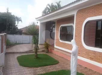 Casa com 3 quartos à venda em Centro - SP