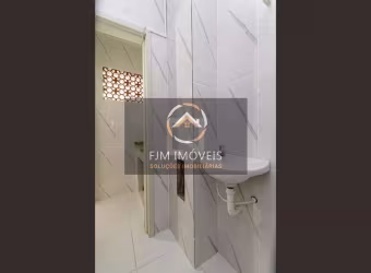 FJM Imóveis vende: Centro de Niterói: Apartamento de 31m² com 1 dormitório e 1 banheiro por R$160.000
