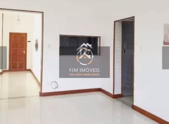 Espaçoso apartamento em Icaraí - Niterói com 4 dormitórios e 140m² por R$630k para venda e locação