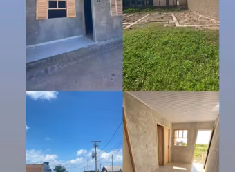 CASA NOVA SENDO CONSTRUIDA HA 100 METROS DO MAR ESCRITURADA