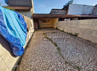 Casa para Venda em Praia Grande, Caiçara, 2 dormitórios, 1 suíte, 2 banheiros, 2 vagas