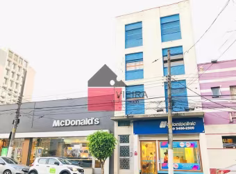 Apartamento à venda, Vila Mariana, com 2 dormitórios, 1 banheiro, entre o metro Ana Rosa e Vila Mar
