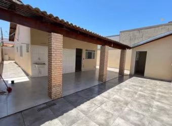 Vendo Casa em Bady Bassit. Com 2 Dormitórios.