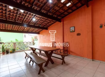 Sobrado 3 quartos, 200 m², à venda por R$829.000