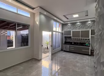 CASA COM ACABAMENTO FINO E PLANEJADOS NO RESIDENCIAL SABIÁS 