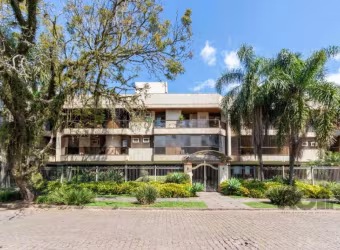 Ótimo apartamento com 03 suítes, sendo a master com closet, living dois ambientes, varanda integrada com churrasqueira, cozinha, área de serviço, 05 vagas de garagem e depósito. Ficam no apartamento t