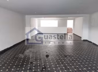 Casa Sobrado à Venda na Mooca - 3 Dorms, 5 Banheiros, 200m²