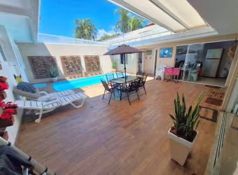 Casa à Venda no Parque São Jorge, Florianópolis !!