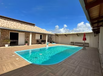 Casa à Venda na Praia do Abais: Seu Refúgio à Beira-Mar