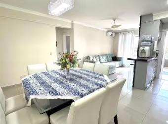 Apartamento à Venda na Deslumbrante Praia de Bombinhas!