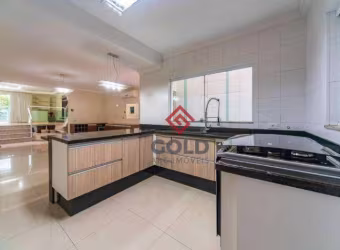 Sobrado com 3 dormitórios à venda, 210 m² por R$ 889.000,00 - Bangu - Santo André/SP