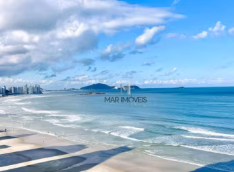 Apartamento à venda no Guarujá, na praia das Astúrias, Frente total para o mar, 2 vagas de garagem e lazer.