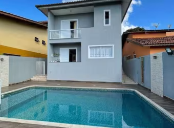 Casa para Venda em Atibaia, ..., 3 dormitórios, 1 suíte, 3 banheiros, 2 vagas