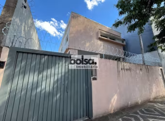 SOBRADO NO CENTRO DA CIDADE ! !