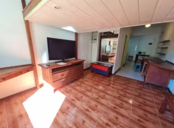 Excelente LOFT para morar em Copacabana
