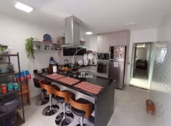 Belo sobrado na vila Bastos, todo mobiliado e decorado, com área gourmet, churrasqueira, duas vagas