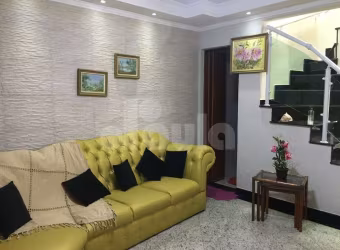 Condomínio Maracanã. Sobrado com 120m2,semi-novo, 2 suítes, lavabo, 1 vaga de garagem.