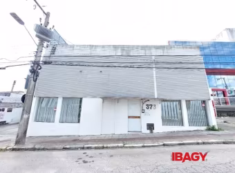 Sala comercial com 3 salas para alugar na Rua Doutor Heitor Blum, 373, Estreito, Florianópolis, 100 m2 por R$ 5.500