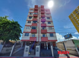 Apartamento com 1 quarto para alugar na Rua João Saturnino Ouriques, 712, Campinas, São José, 44 m2 por R$ 1.950
