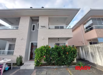 Apartamento com 2 quartos para alugar na Rua das Felicidades, 137, Nova Palhoça, Palhoça, 60 m2 por R$ 1.900