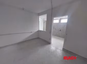 Ponto comercial para alugar na Rodovia Francisco Magno Vieira, 3250, Campeche, Florianópolis, 30 m2 por R$ 2.700