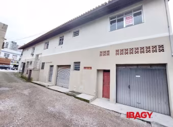 Casa com 3 quartos para alugar na Avenida Presidente Kennedy, 389, Campinas, São José, 131 m2 por R$ 2.600