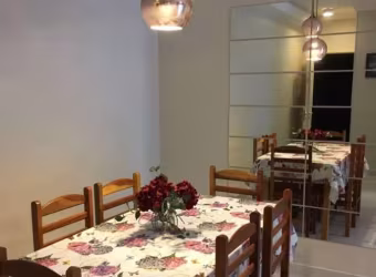 APARTAMENTO COM 2 DORMITÓRIOS APENAS 100 METROS DA PRAIA GRANDE.