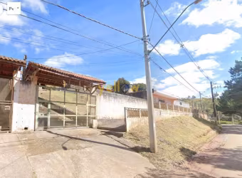 Chácara à Venda em Suzano: 3 Dormitórios e 500m²
