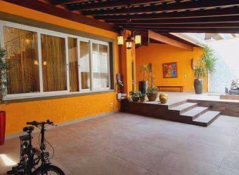 Casa com 3 dormitórios à venda, 334 m² por R$ 2.700.000,00 - Enseada - Guarujá/SP