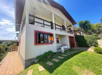 Casa com 6 quartos à venda na Rua Barão do Amazonas, 3623, Diamantino, Caxias do Sul por R$ 650.000