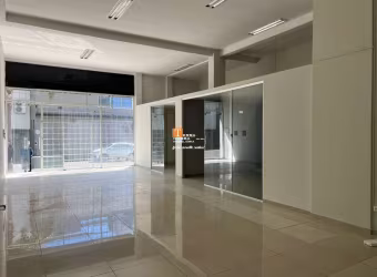 Sala comercial à venda na Rua Vivaldo Vargas de Almeida, 24, Sanvitto, Caxias do Sul por R$ 569.000