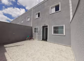 Sobrado Seminovo no Jardim Ester ? 2 Suítes, 2 Vagas e Muito Espaço! FL12