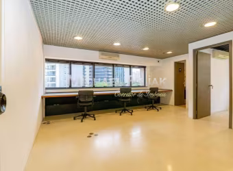 Conjunto comercial com 45m²