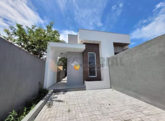 Casa com 2 dormitórios à venda, 73 m² por R$ 405.000 - Golfinho - Caraguatatuba/SP