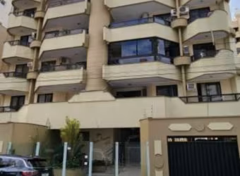 Apartamentos, Meia Praia em Itapema/SC