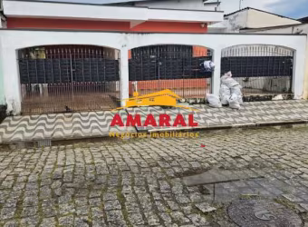 Casa com 1 quarto à venda na Rua Hiyouki Koyama, Vila Amorim, Suzano, 184 m2 por R$ 380.000