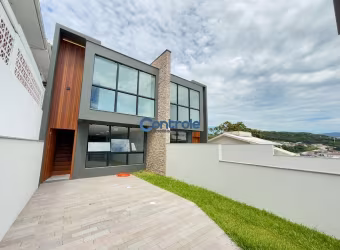 Casa com 3 quartos à venda na Rua José Fermino da Silva, 230, Forquilhas, São José por R$ 580.000