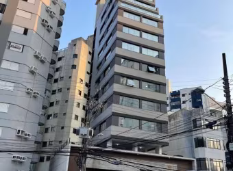 Sala comercial com 1 vaga à venda no Centro de Florianópolis.