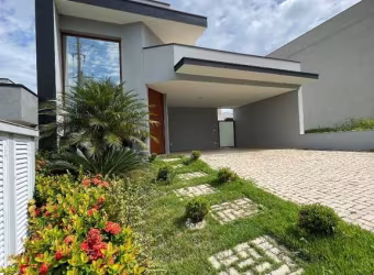 Casa em condomínio Garden Villepara locação no São José em Itu-SP: 3 quartos, 1 suíte, 2 salas, 2 vagas - 197m² - Piscina, closet e ar condicionado.