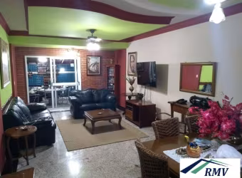 Amplo apartamento, com quintal, no Centro de São Bernardo.