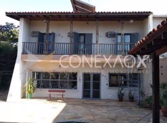 Casa com 5 quartos à venda na Avenida Doutor Júlio Soares de Arruda, 261, Parque São Quirino, Campinas, 465 m2 por R$ 899.000