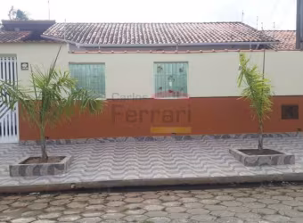 Casa  03 quartos 1 suite  06 vagas em Itanhaém a 800 metros da Praia  do Sonho