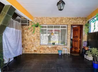 Terreno com 3 casas independentes - Vila Gustavo - ZN