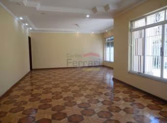 Casa térrea com piscina no Jardim França, 3 dormitórios sendo 1 suíte, 4 vagas, edicula