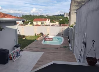 UMA CASA TOTALMENTE TÉRREA PARA VOCÊ!!! E AINDA COM UMA EDÍCULA NOS FUNDOS!! VENHA CONFERIR! BAIRRO ATIBAIA JARDIM!