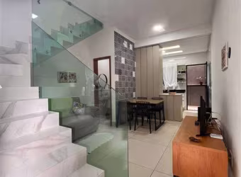SOBRADO DE CONDOMÍNIO - VENDE COM OS PLANEJADOS - 3 QUADRAS DA PRAIA - NOVO!