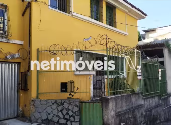 Linda e Ampla Casa Duplex Garagem Quintal Oportunidade
