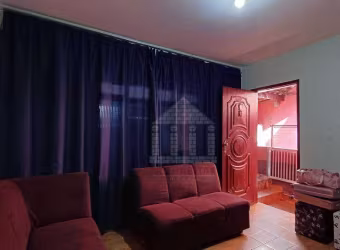 Casa com 2 dormitórios à venda no Jardim Lucélia